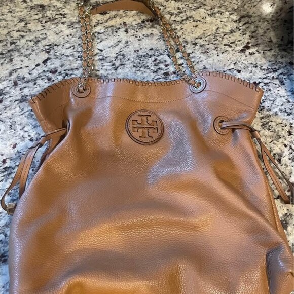 Tory Burch camel and gold shoulder bag - Picture 1 of 2